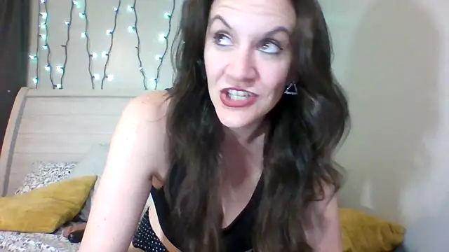 Pokazy przed kamerką – easy_briezy