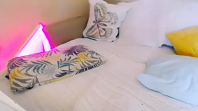 دردشة OLIVIA_CANDY الجنسية المباشرة