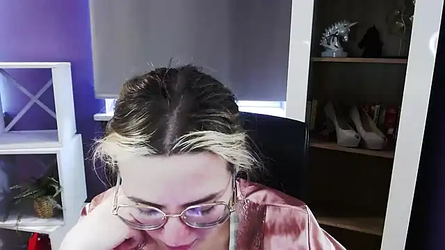 Chat XXX ao vivo de Zoey_Erotic