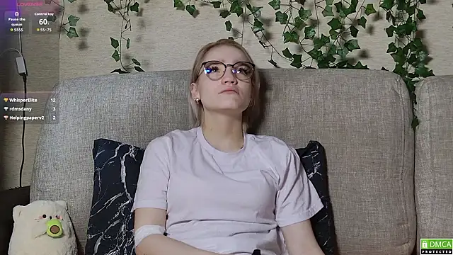 Czat XXX na żywo – Megan_Lora