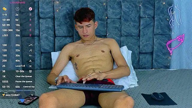 NicolasTorrez Webcam show