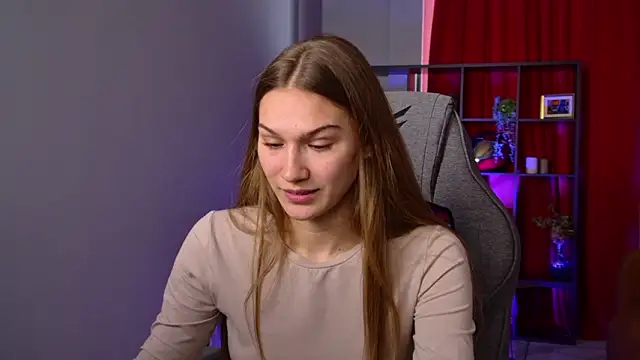 دردشة Sweet_Emilya الجنسية المباشرة