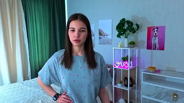 دردشة LatashaTarr الجنسية المباشرة