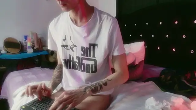 Tyler_catのウェブカメラショー