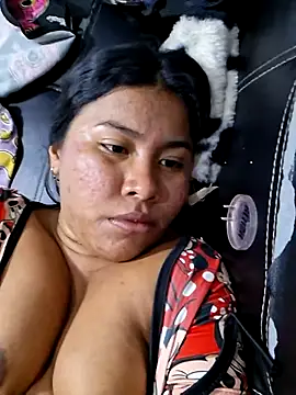 Sweet-Dirty-Storm Show in webcam