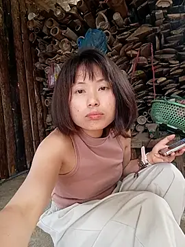 linda_bae00 Show Webcam