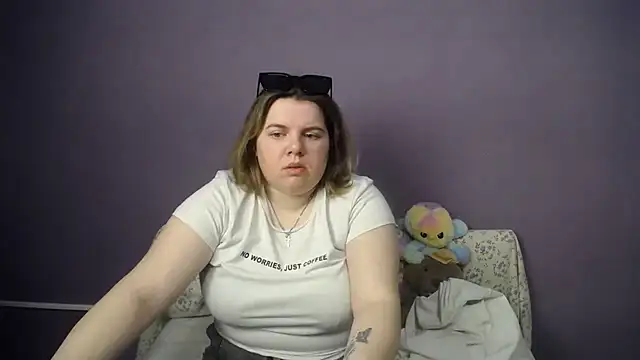 Онлайн чат XXX so_shy