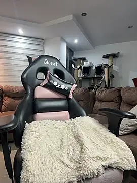 emyxpearly live XXX chat