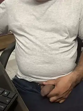 عرض كام urb0nd