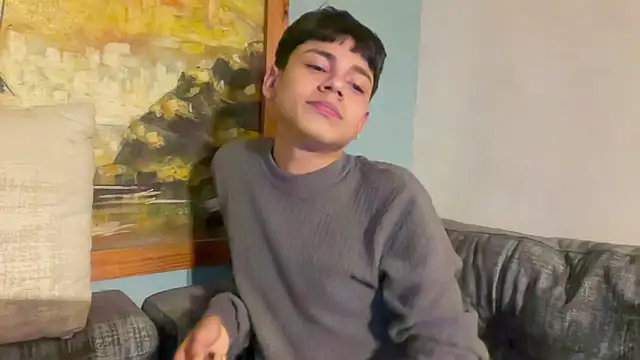 Andy_Belier23 Adlı Modelin Canlı XXX Sohbeti