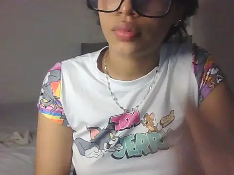 Chat +18 de VictoriaSkinny ao vivo