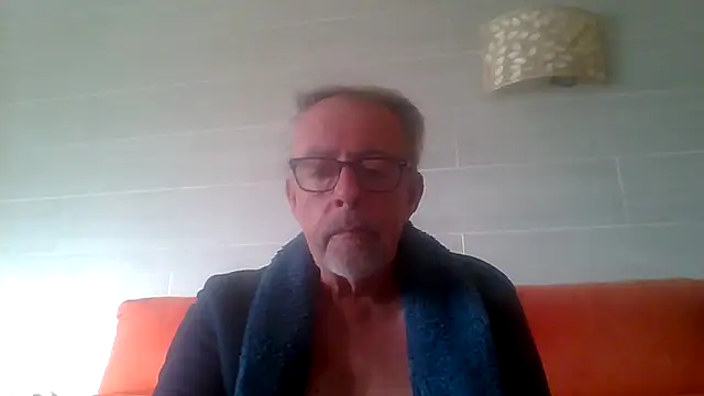 tuggy59: διαδικτυακό σόου στην κάμερα