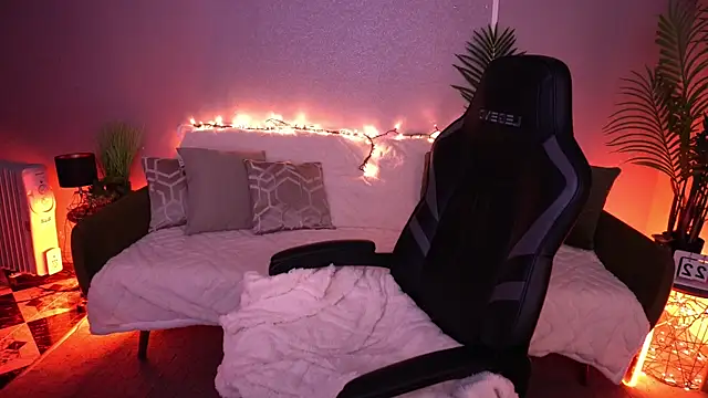 MirandaWong Chat XXX live