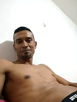 Pokazy przed kamerką – exotico2323