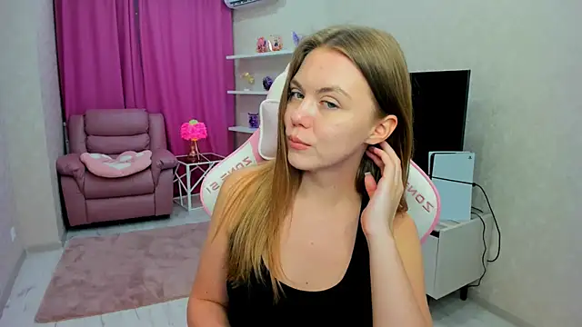 Strawberrye Chat XXX in diretta