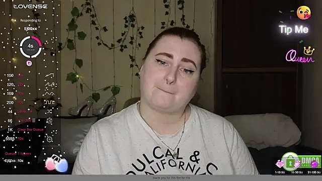 Alicia_love00 élő XXX-chatje