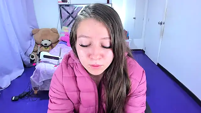 XXX chat uživo modela Luna_Analya