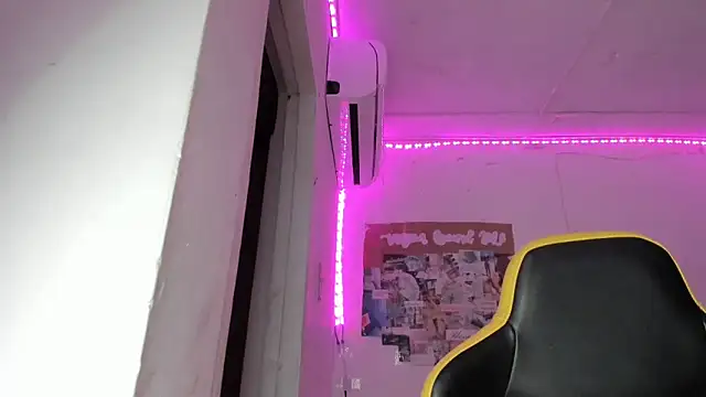 emily_stars1のウェブカメラショー