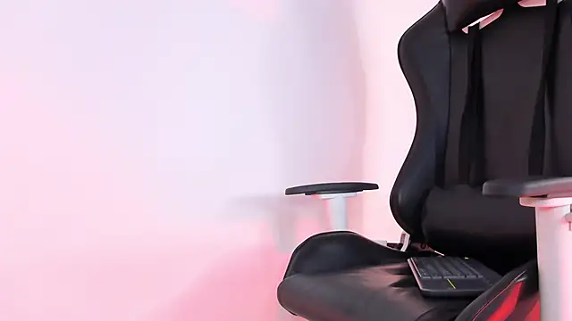 Angelcumm_ Adlı Modelin Web Kamerası Şovu