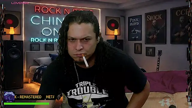 chino_roz Show Webcam