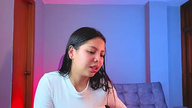 XXX chat uživo modela melanimorgan1