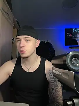 Channingboy Live XXX-chat