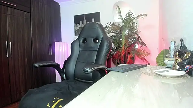 Amaia_Bushida Live XXX-Chat