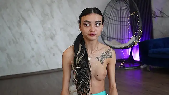 RachelRavee – Naživo XXX chat