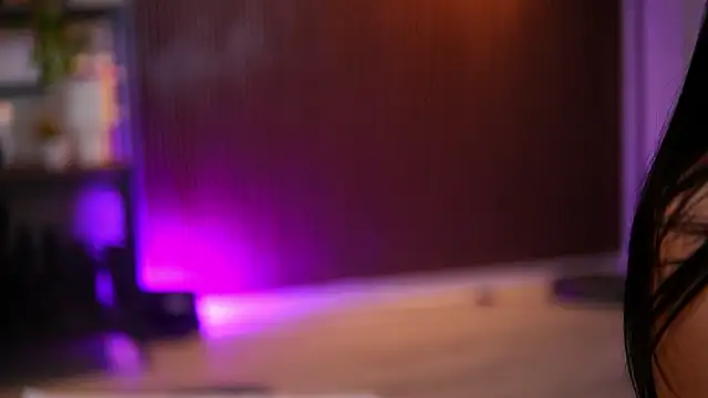 Chatroom XXX en direct de RavennaDArcy