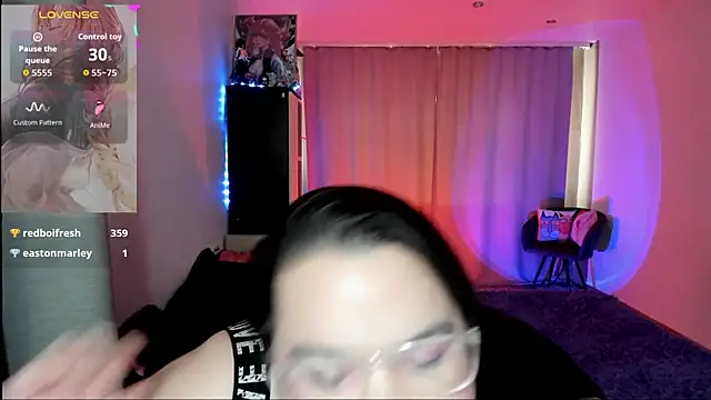 Chat +18 de YoshinoSomei ao vivo