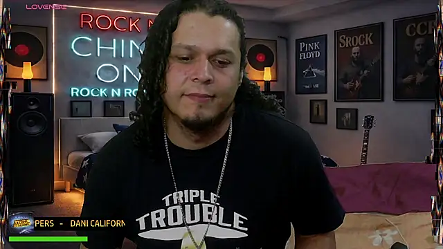 chino_roz's Live XXX Chat