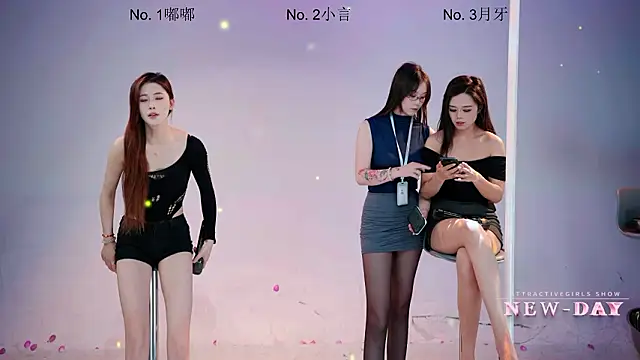 NEW-DAY Chat XXX live