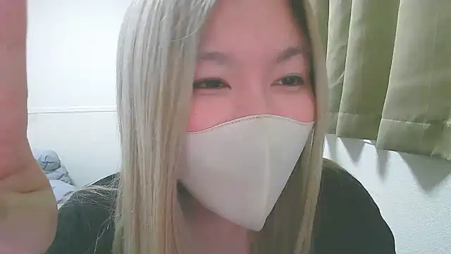 Czat XXX na żywo – Remi_official