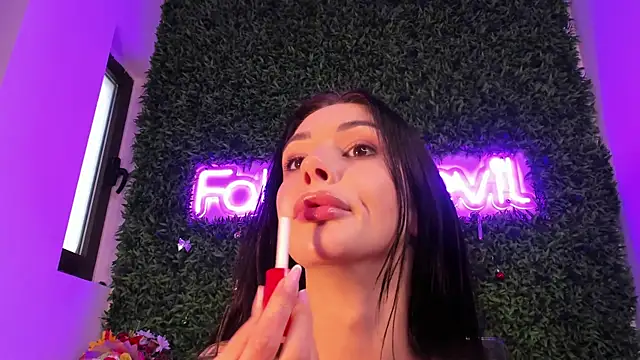 realhotfallingdevil Chat XXX in diretta