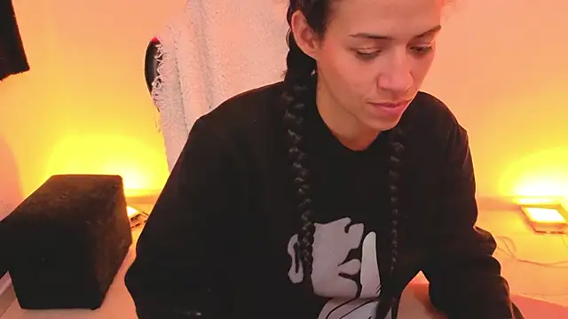 daniela_rivasthl 现场XXX聊天