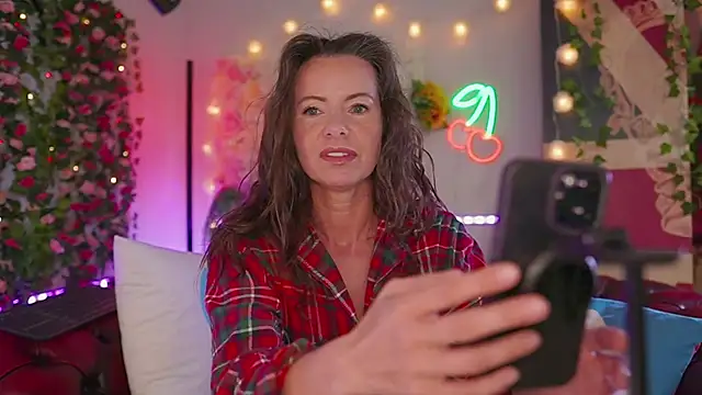 AmicaBentleyのウェブカメラショー