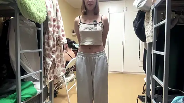 AquilineOrites Chat XXX in diretta