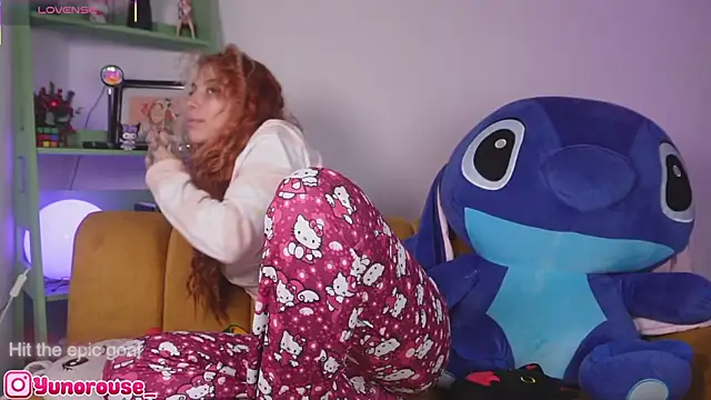 YunoRose_: вебкам-шоу