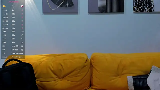 FlirtyAura Live XXX-Chat