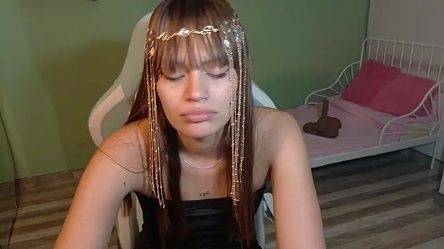 دردشة Emerald_Sparkles_ الجنسية المباشرة