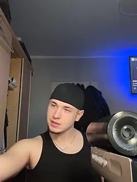 Channingboy লাইভ XXX চ্যাট