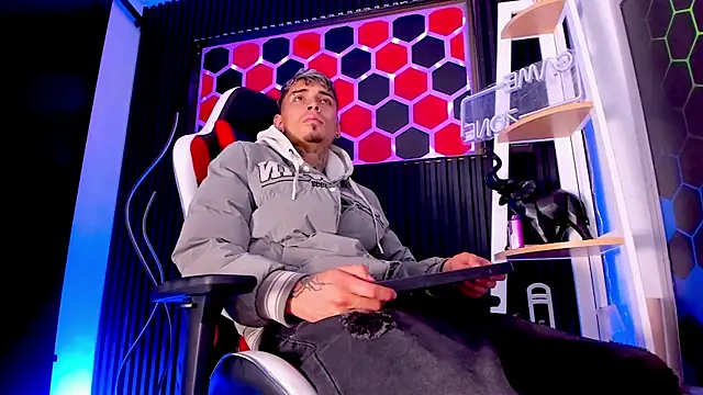 Max_Hader_のライブXXXチャット