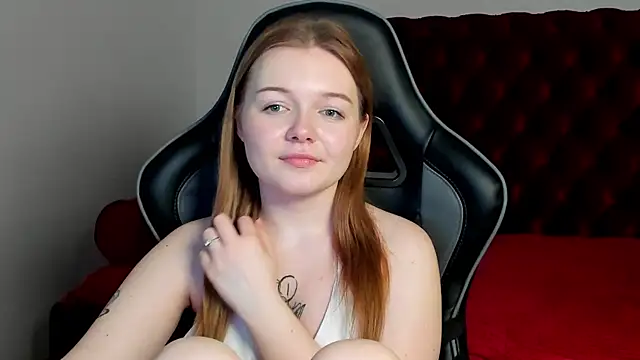 Онлайн чат XXX ElinaVale