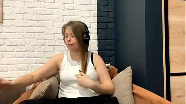 Онлайн чат XXX RanaeBryant