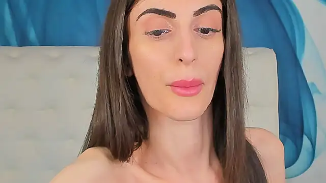 دردشة SkinnyDolly الجنسية المباشرة