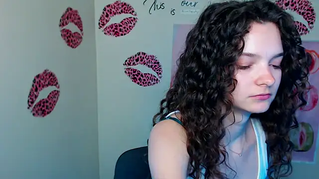 XXX chat uživo modela _SusieSu_