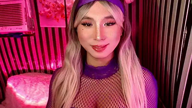 HoresCOCKLUCYのライブXXXチャット