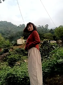 linda_bae00 Show in webcam