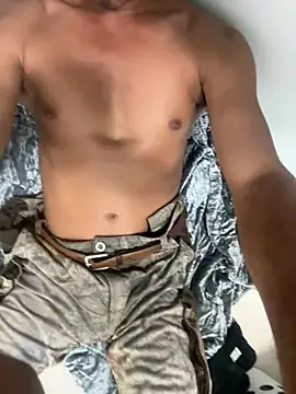 ZF-Athlete: διαδικτυακό σόου στην κάμερα