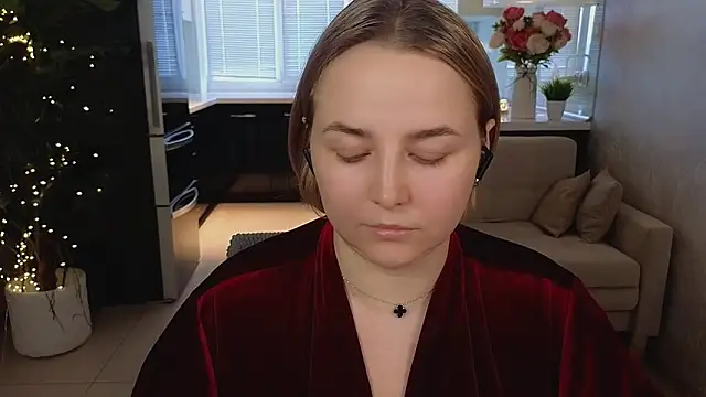 Mira_Mermayd Adlı Modelin Canlı XXX Sohbeti